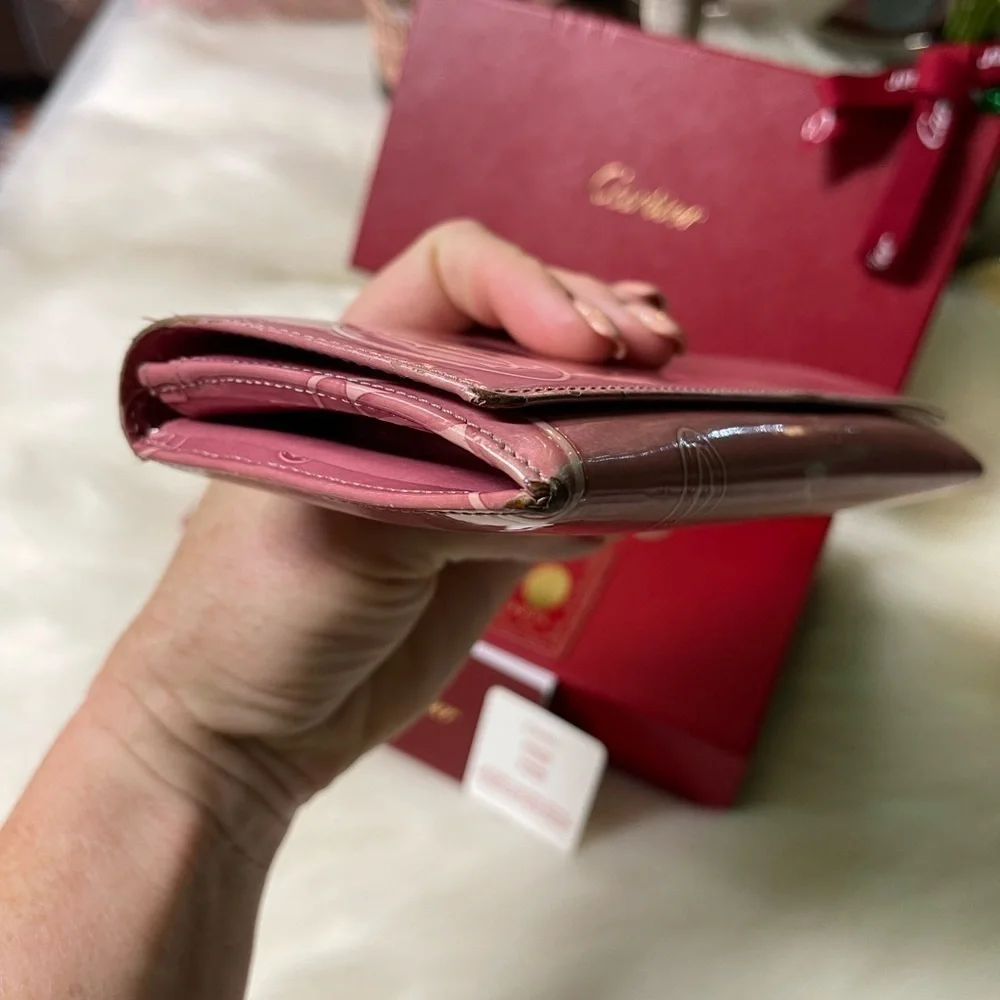 CARTIER MUST DE CARTIER HAPPY BIRTHDAY PINK PATENT LEATHER WALLET AUTHENTIC